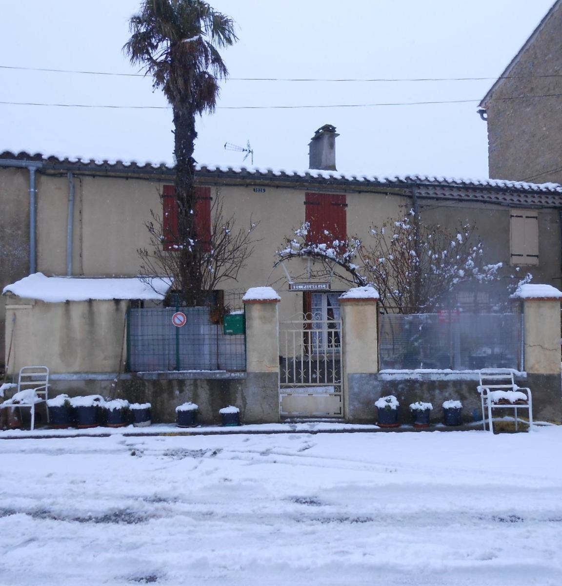 Maison Palmeral Coustaussa ภายนอก รูปภาพ